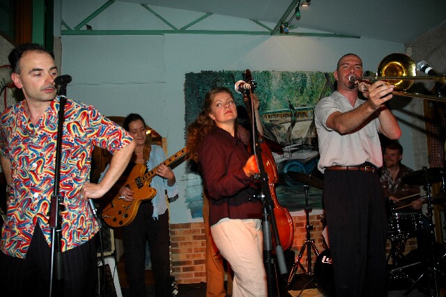min 2006 05 14 guinguette mp 343